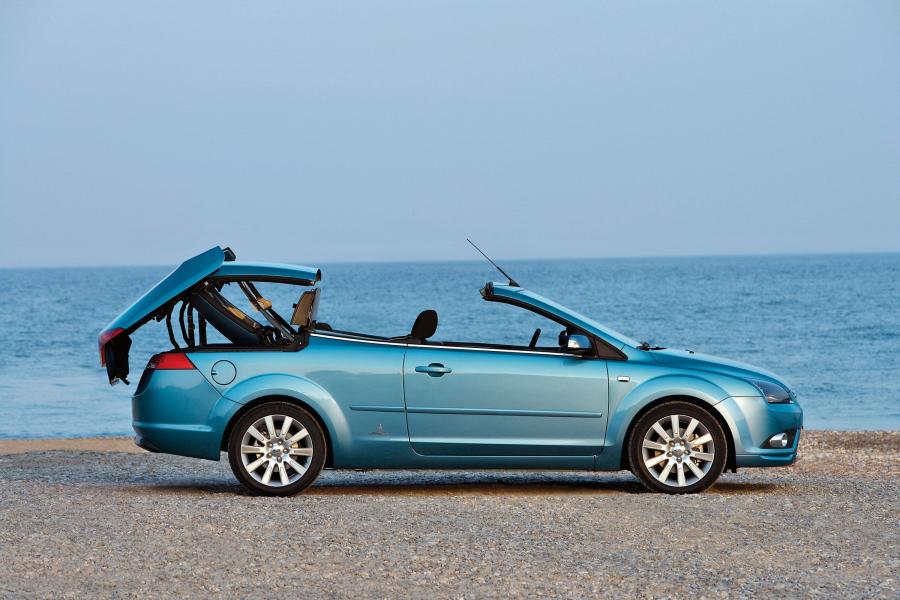  Ford Focus CC 2006 года  (фото 42 из 73)